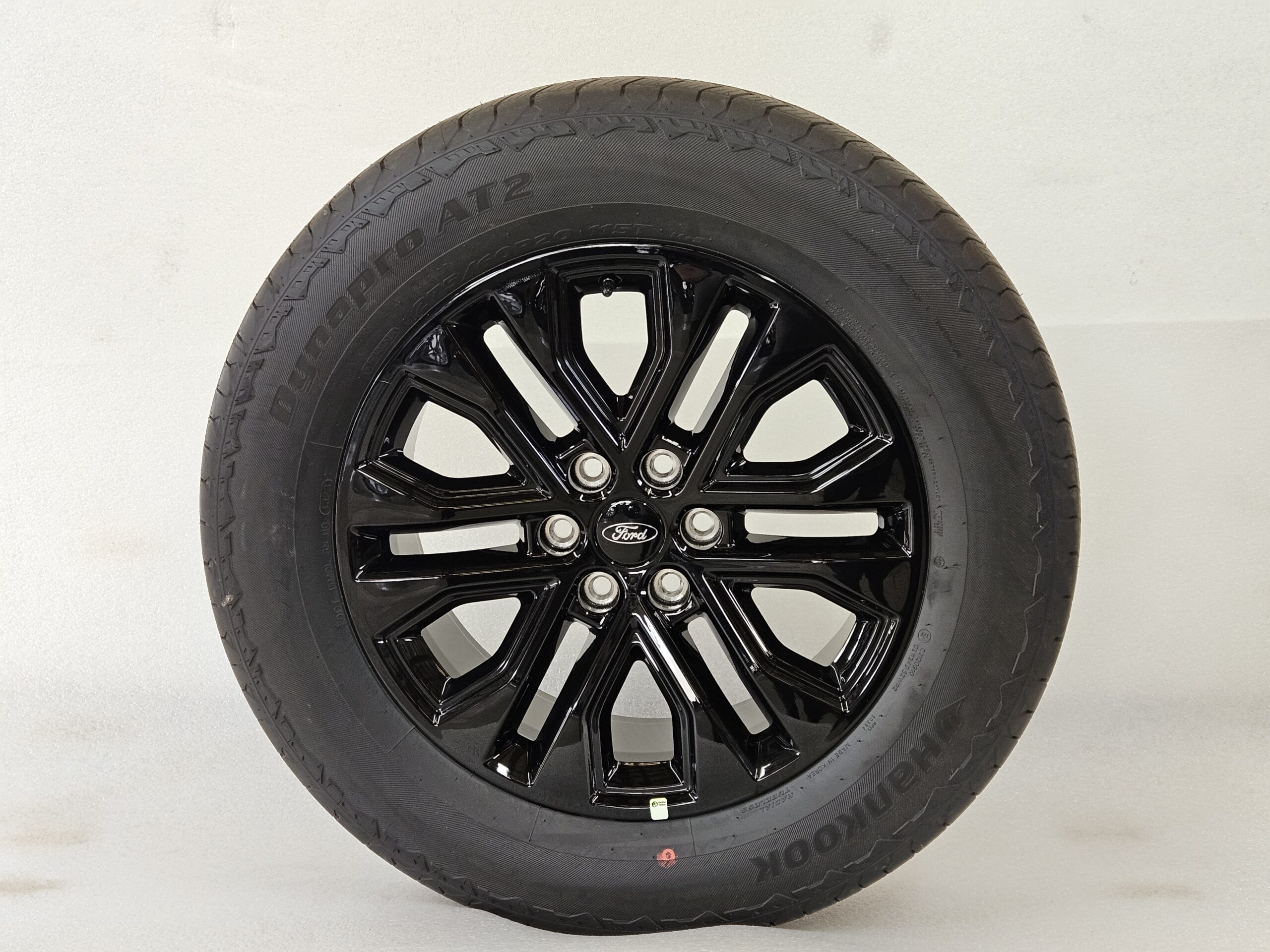 2024 20″ Ford F150 Tire and Wheels